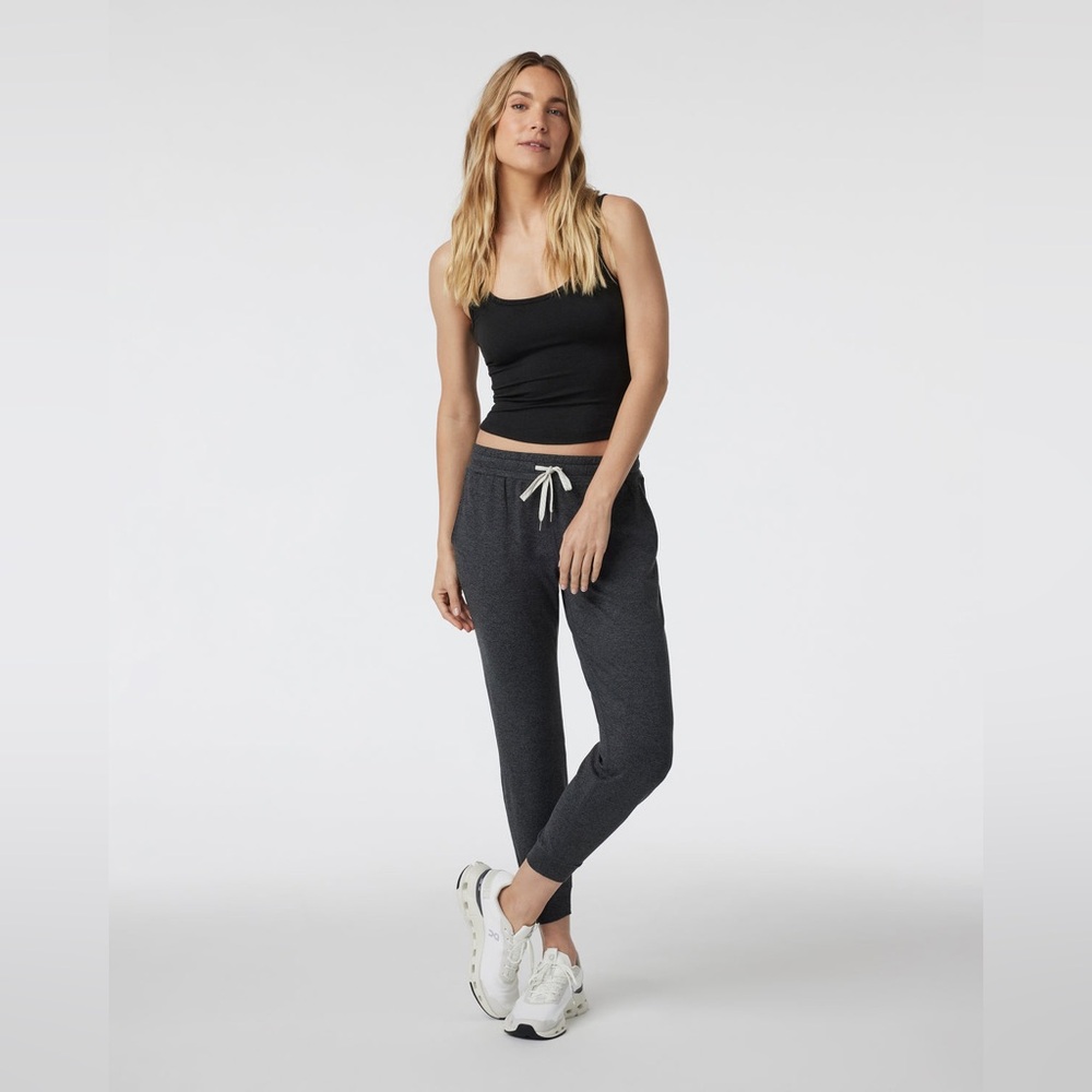 Vuori | Performance Joggers | Charcoal Heather | Women's Size‎ Small